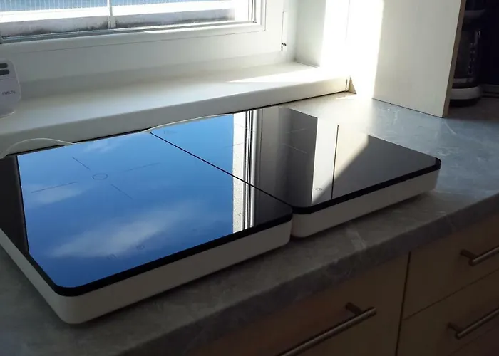 Hunor House שיופוק