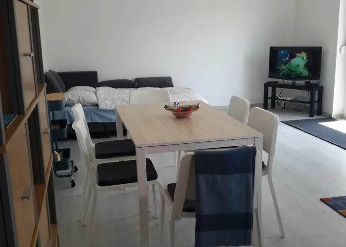 Hunor House בית נופש שיופוק